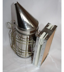 Дымарь с защитным кожухом